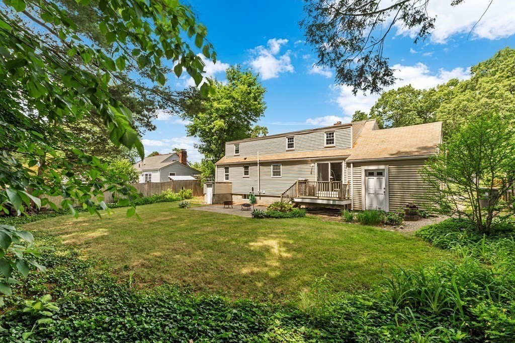 34 Londonderry Road Framingham, MA 01701 - Photo 31 of 33 a view of a house with a yard