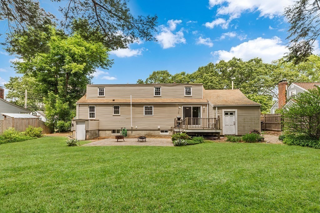 34 Londonderry Road Framingham, MA 01701 - Photo 32 of 33 a view of a house with a yard