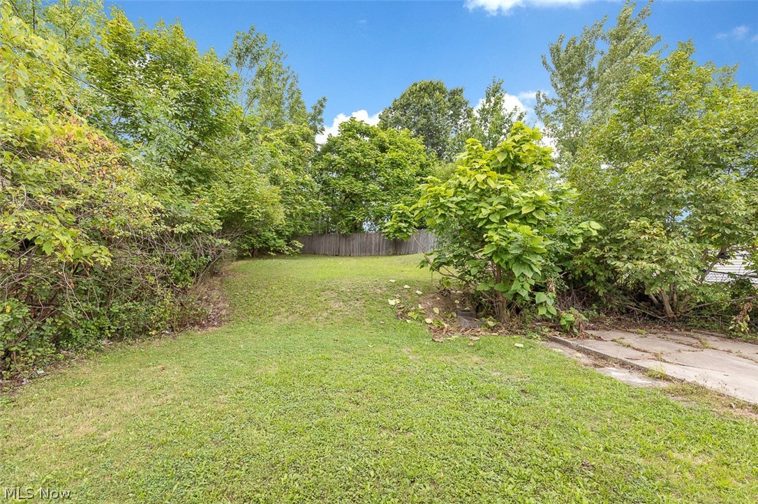 4358 Wyatt Road Cleveland, OH 44128 - Photo 25 of 31 Gallery Image 25