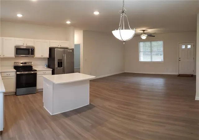 $2,300 | 1151 Pontiac Circle, Austell, GA 30168