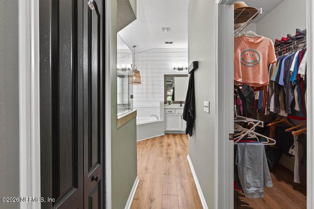 210 Sierras Loop St. Augustine, FL 32086 - Photo 15 of 58 hallway/closet