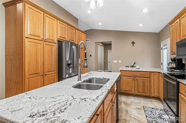 $509,900 | 1026 Chestnut Acrs Lane, Farmington, MO 63640