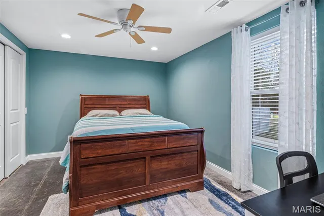 $509,900 | 1026 Chestnut Acrs Lane, Farmington, MO 63640