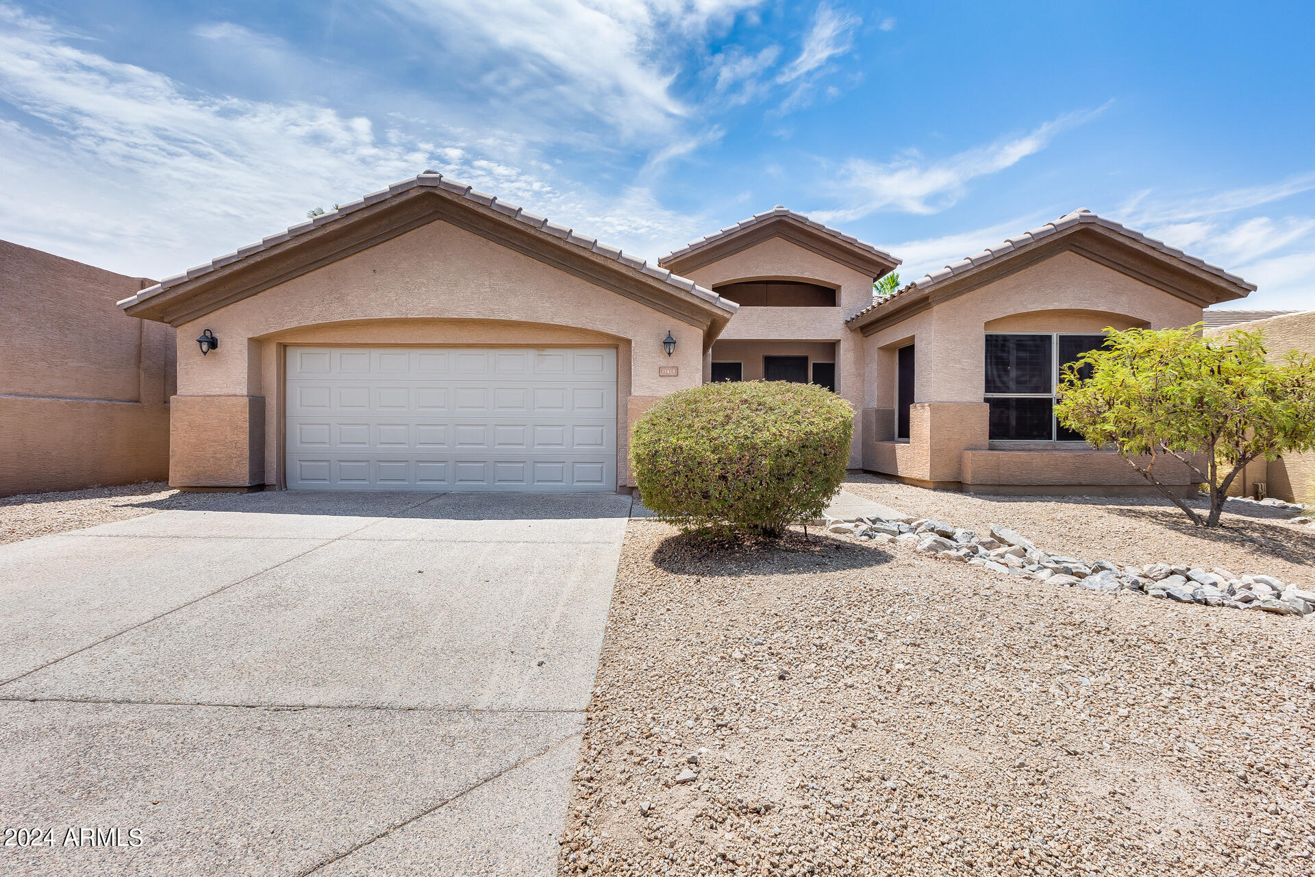 11418 South Santa Fe Lane Goodyear, AZ 85338 - Photo 1 of 46 2