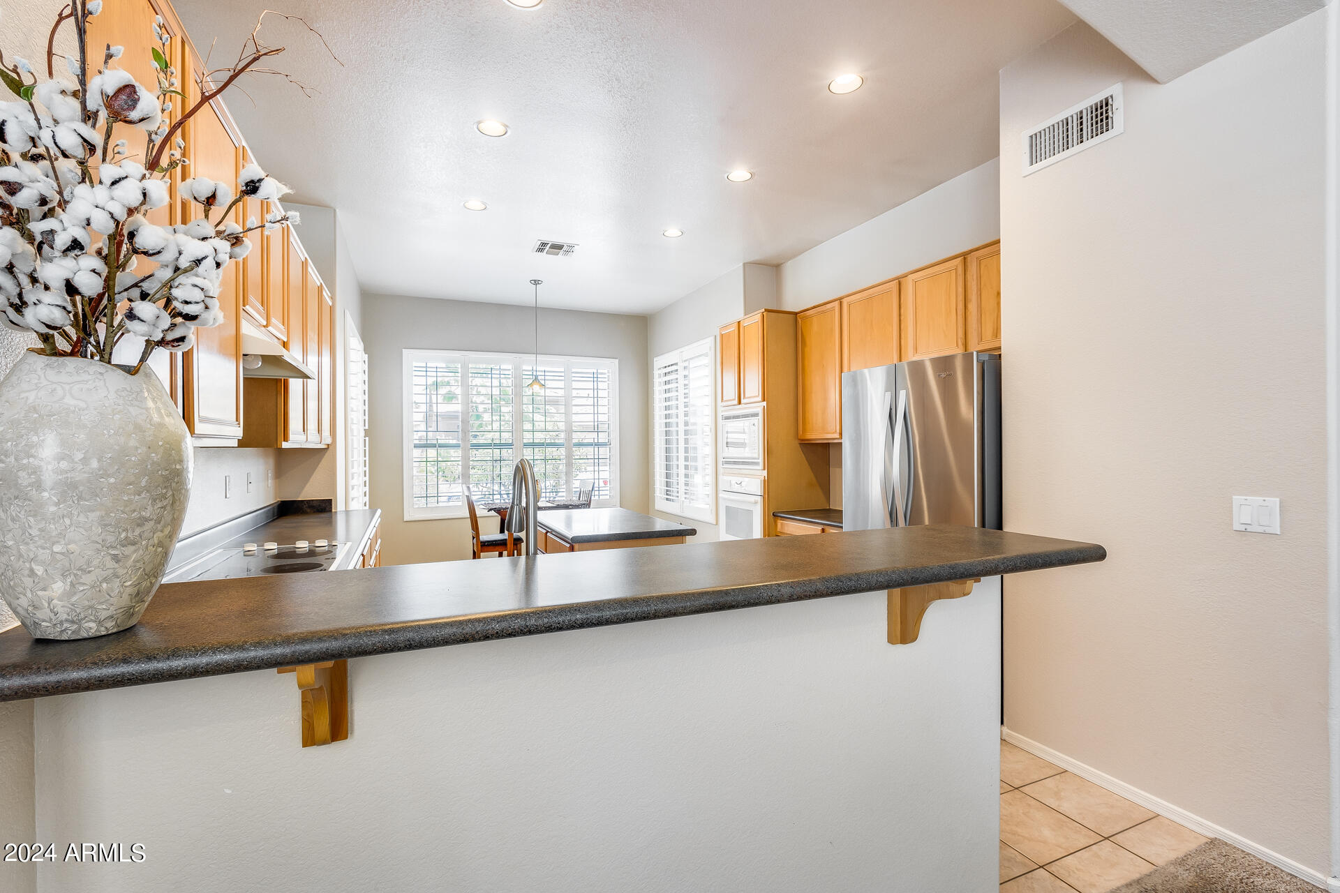 11418 South Santa Fe Lane Goodyear, AZ 85338 - Photo 12 of 46 11