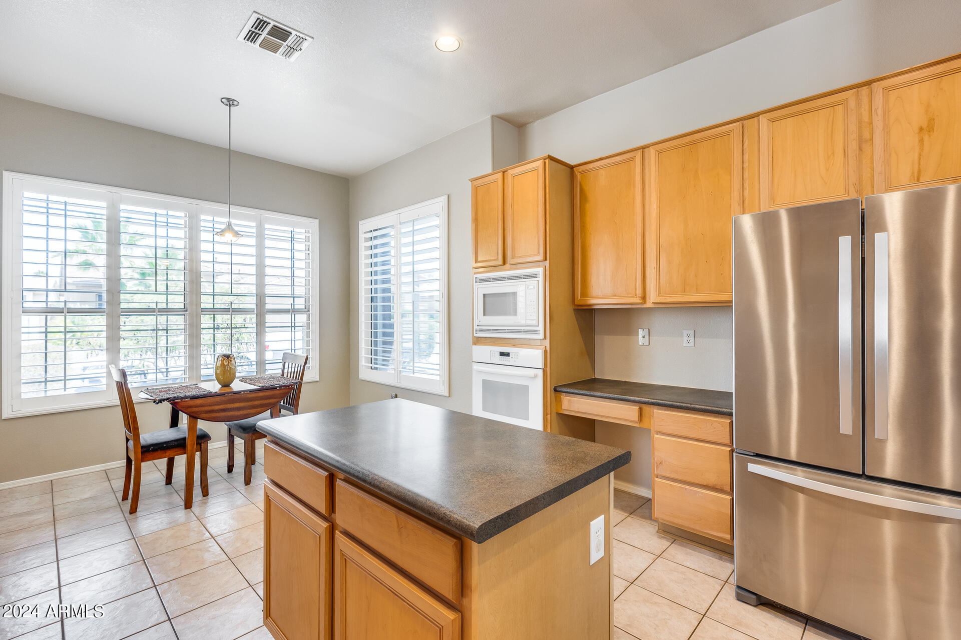 11418 South Santa Fe Lane Goodyear, AZ 85338 - Photo 14 of 46 13