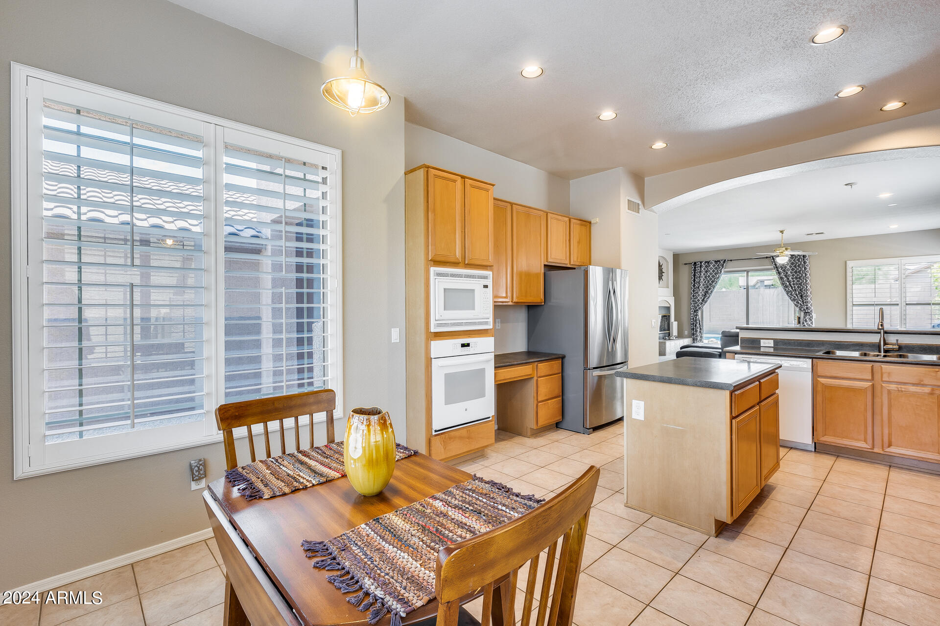 11418 South Santa Fe Lane Goodyear, AZ 85338 - Photo 19 of 46 18