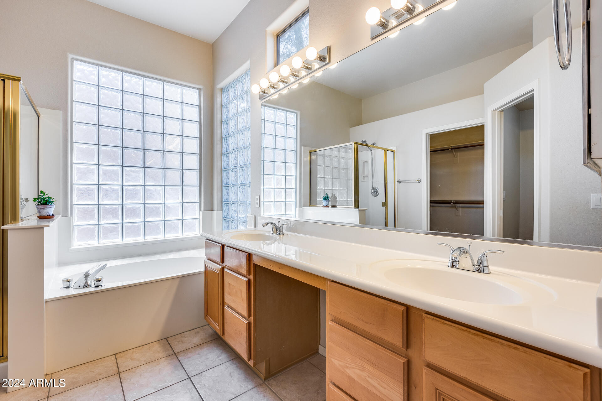 11418 South Santa Fe Lane Goodyear, AZ 85338 - Photo 28 of 46 27