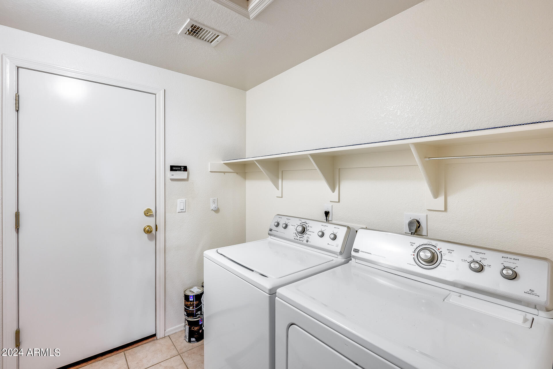 11418 South Santa Fe Lane Goodyear, AZ 85338 - Photo 32 of 46 31