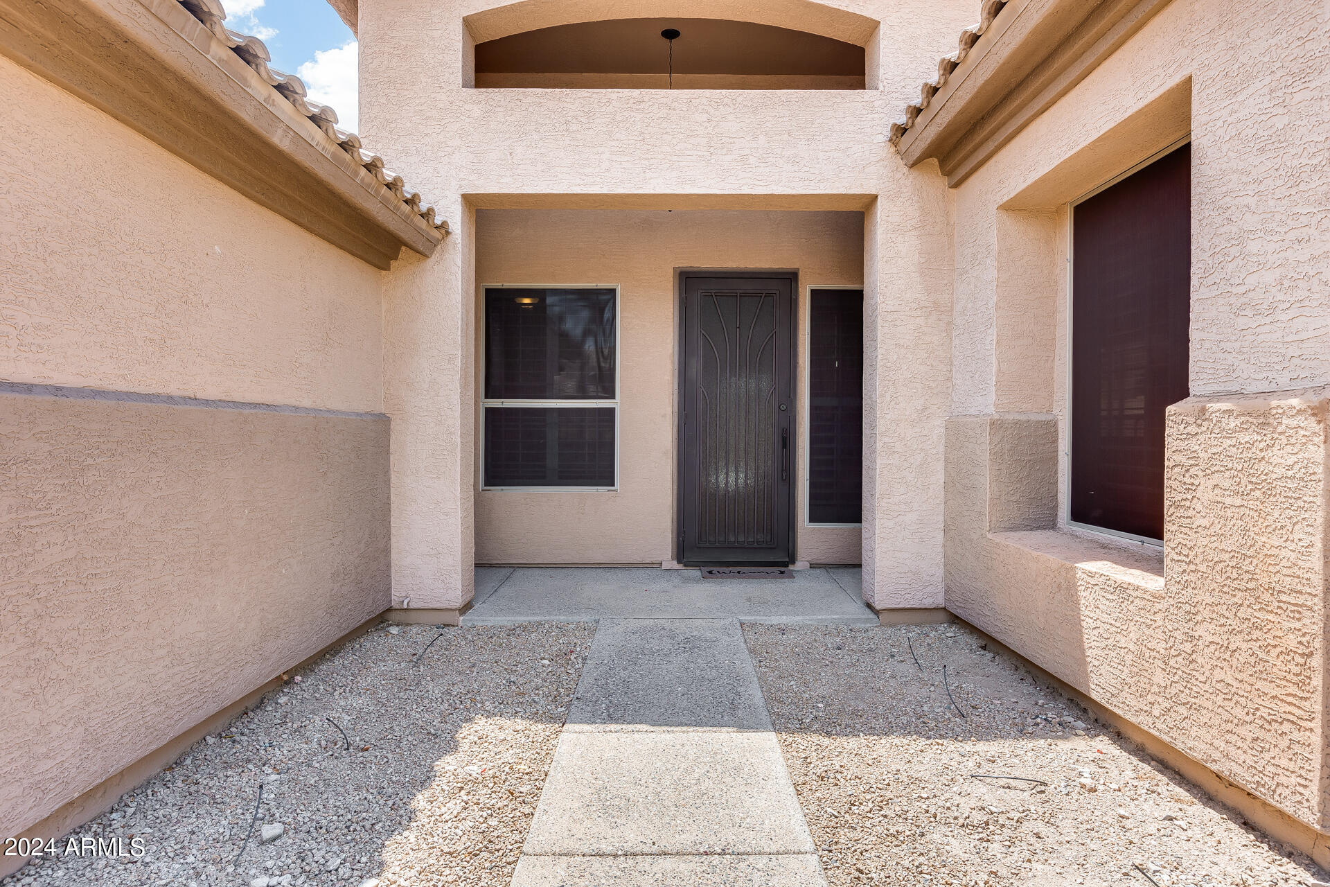 11418 South Santa Fe Lane Goodyear, AZ 85338 - Photo 8 of 46 5