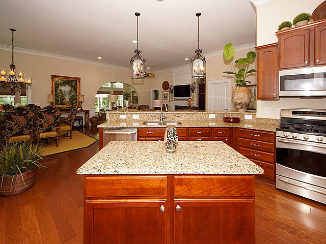126 Phoebe Road Summerville, SC 29483 - Photo 17 of 49 18
