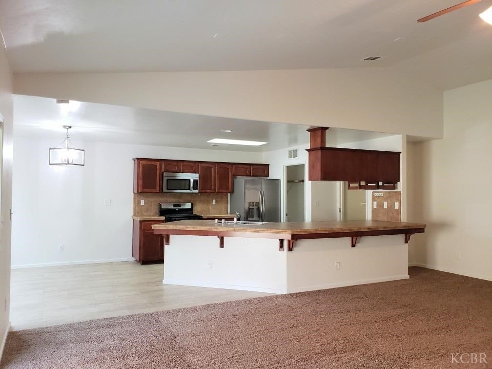2325 Ranier Way Hanford, CA 93230 - Photo 9 of 23 Gallery Image 9