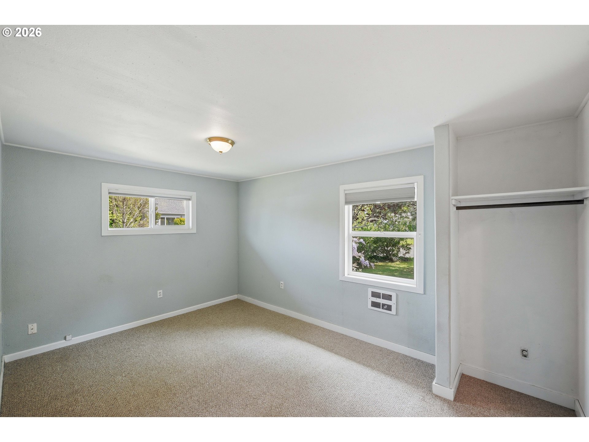 2984 Myrtle Street North Bend, OR 97459 - Photo 19 of 42