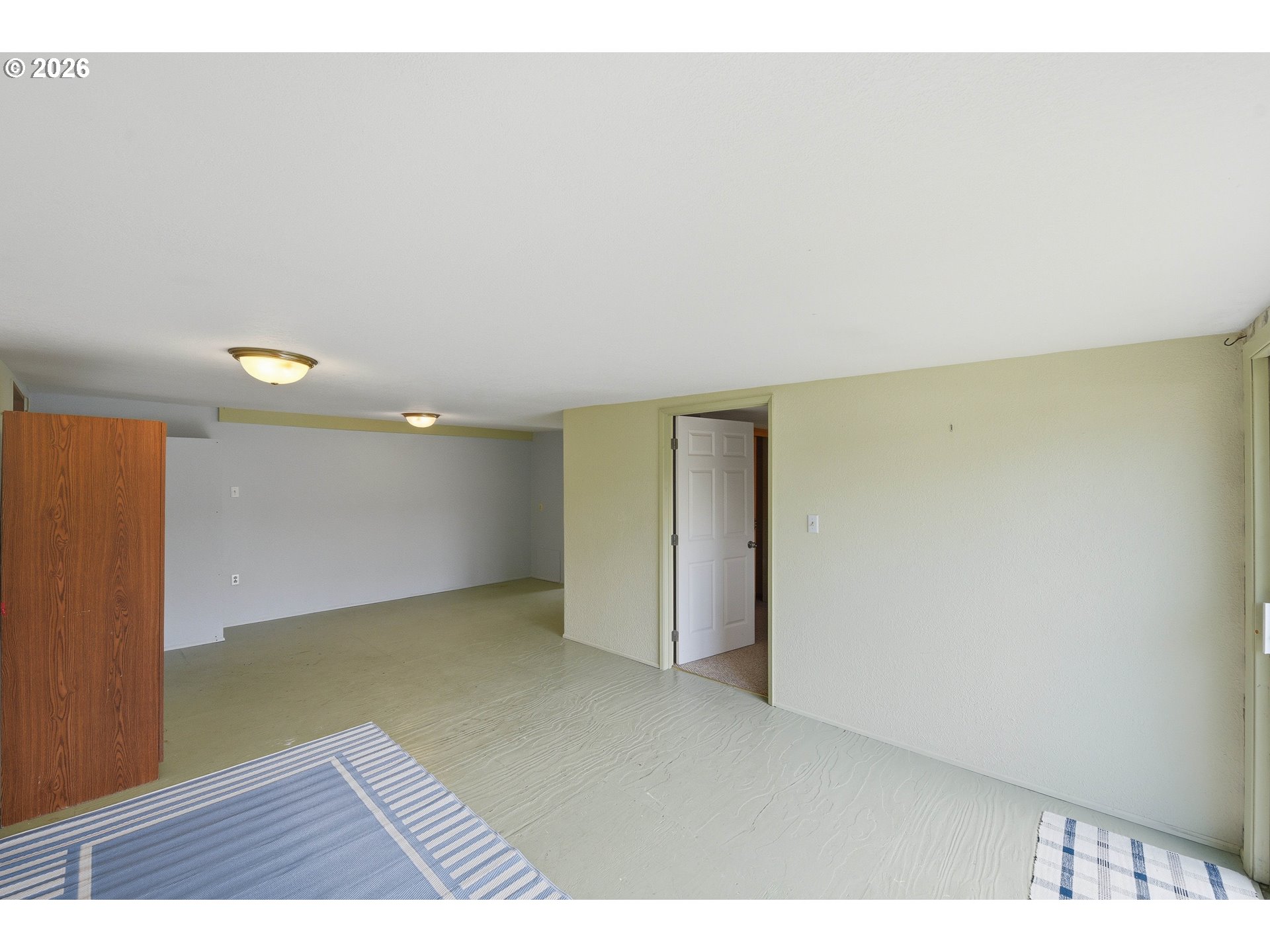 2984 Myrtle Street North Bend, OR 97459 - Photo 27 of 42