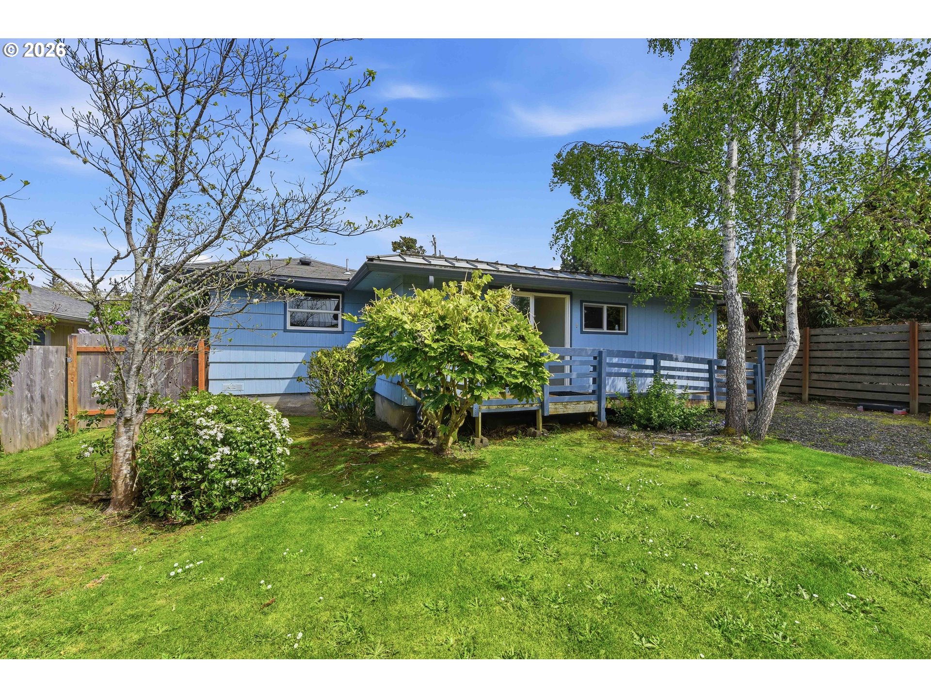 2984 Myrtle Street North Bend, OR 97459 - Photo 37 of 42