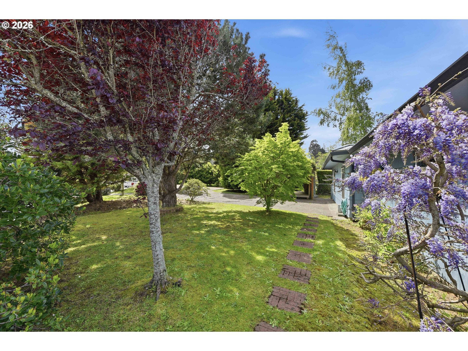 2984 Myrtle Street North Bend, OR 97459 - Photo 40 of 42