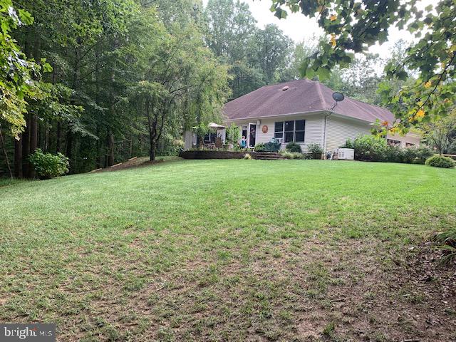 215 Chestnut Road Bridgeton, NJ 08302 - Photo 3 of 51 Rear view back yard