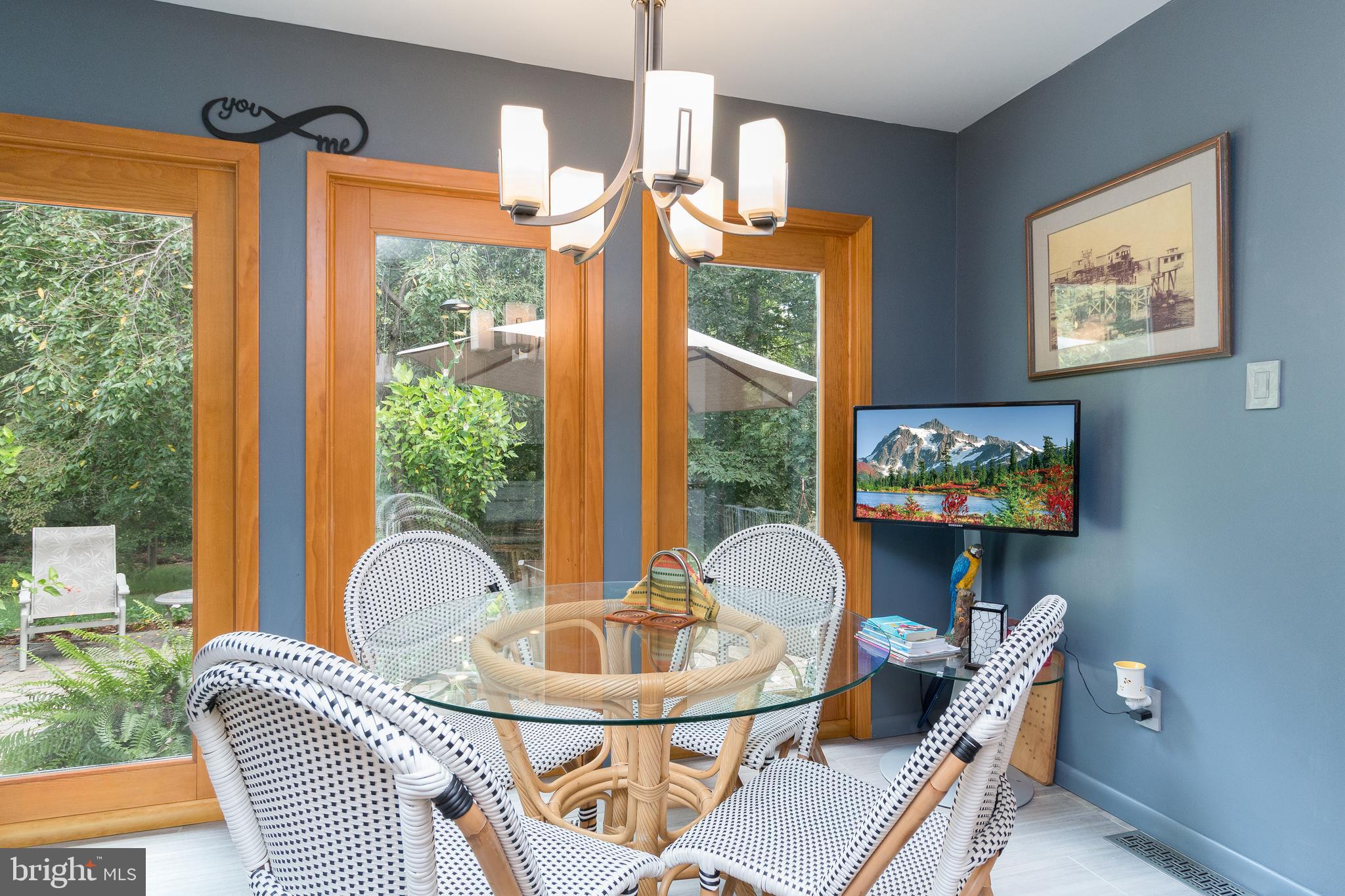 215 Chestnut Road Bridgeton, NJ 08302 - Photo 29 of 51 breakfast eating area