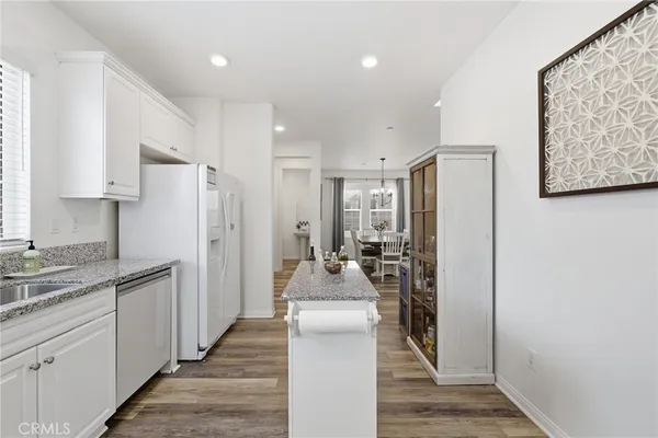 $720,000 | 27471 Poppy Court, Saugus, CA 91350