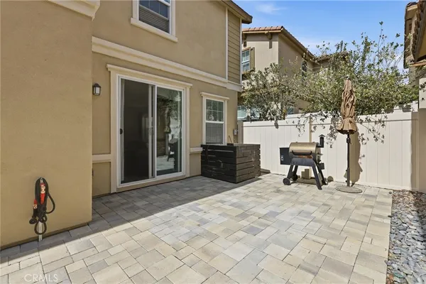 $720,000 | 27471 Poppy Court, Saugus, CA 91350