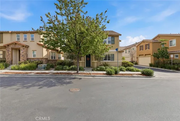 $720,000 | 27471 Poppy Court, Saugus, CA 91350
