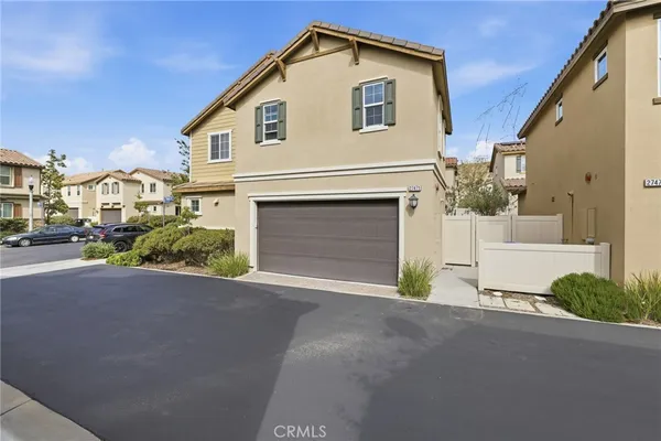 $720,000 | 27471 Poppy Court, Saugus, CA 91350