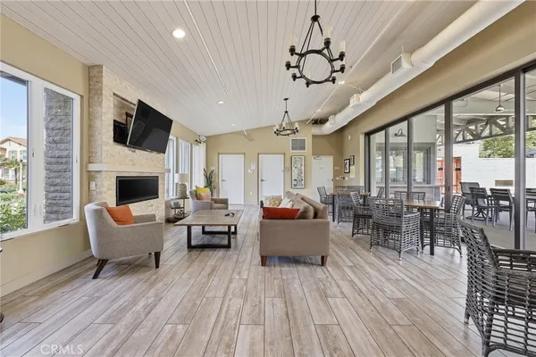 $720,000 | 27471 Poppy Court, Saugus, CA 91350