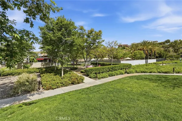 $720,000 | 27471 Poppy Court, Saugus, CA 91350