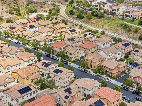 $720,000 | 27471 Poppy Court, Saugus, CA 91350