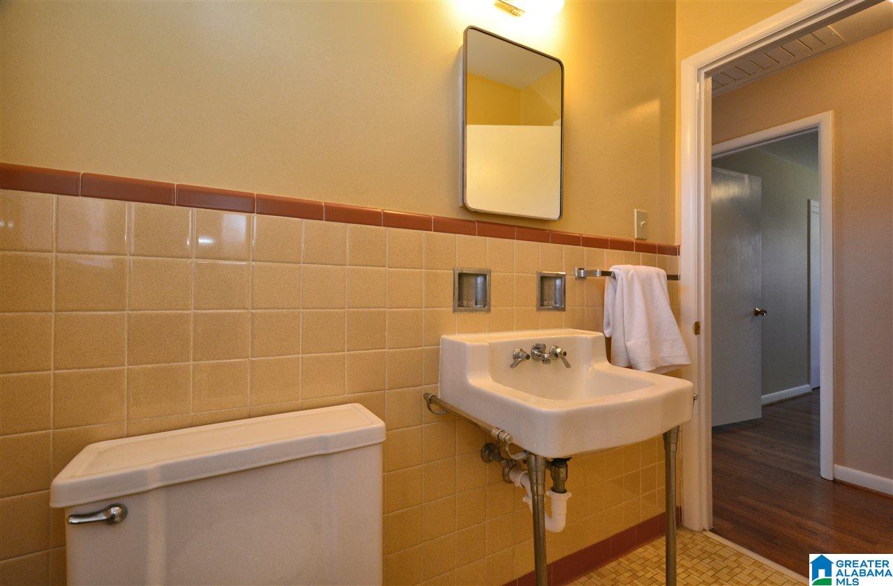 707 Warwick Road Birmingham, AL 35209 - Photo 23 of 30