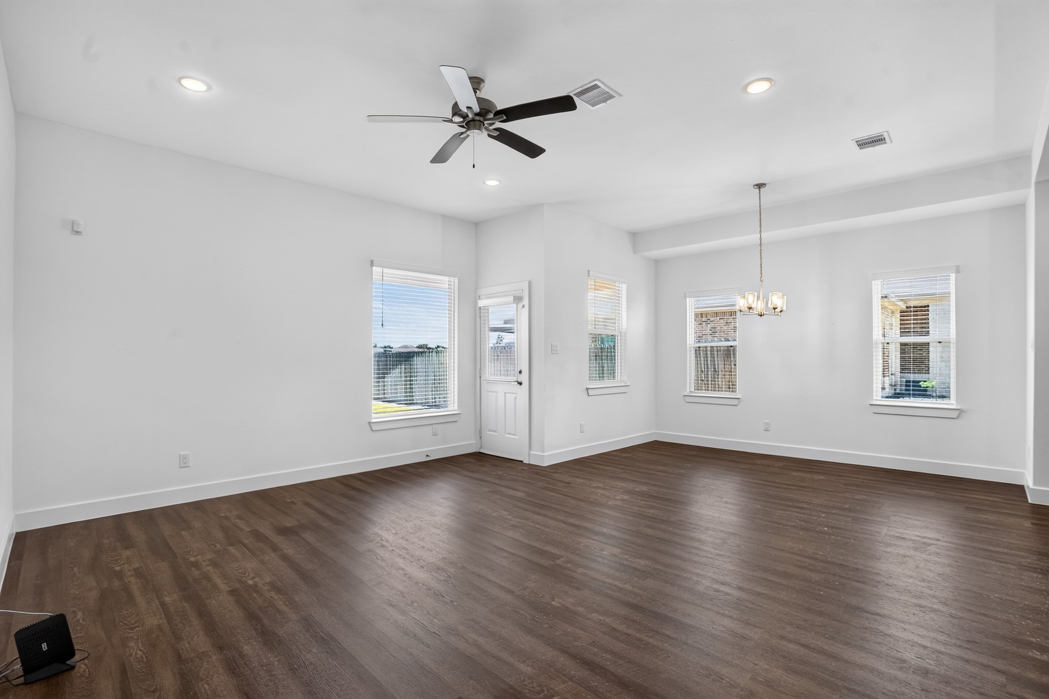 12340 North Chestnut Conroe, TX 77303 - Photo 8 of 15