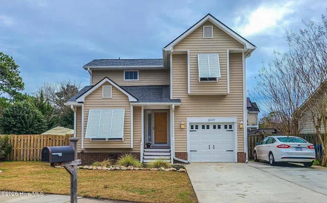 $385,000 | 2107 Wentworth Court, Wilmington, NC 28403