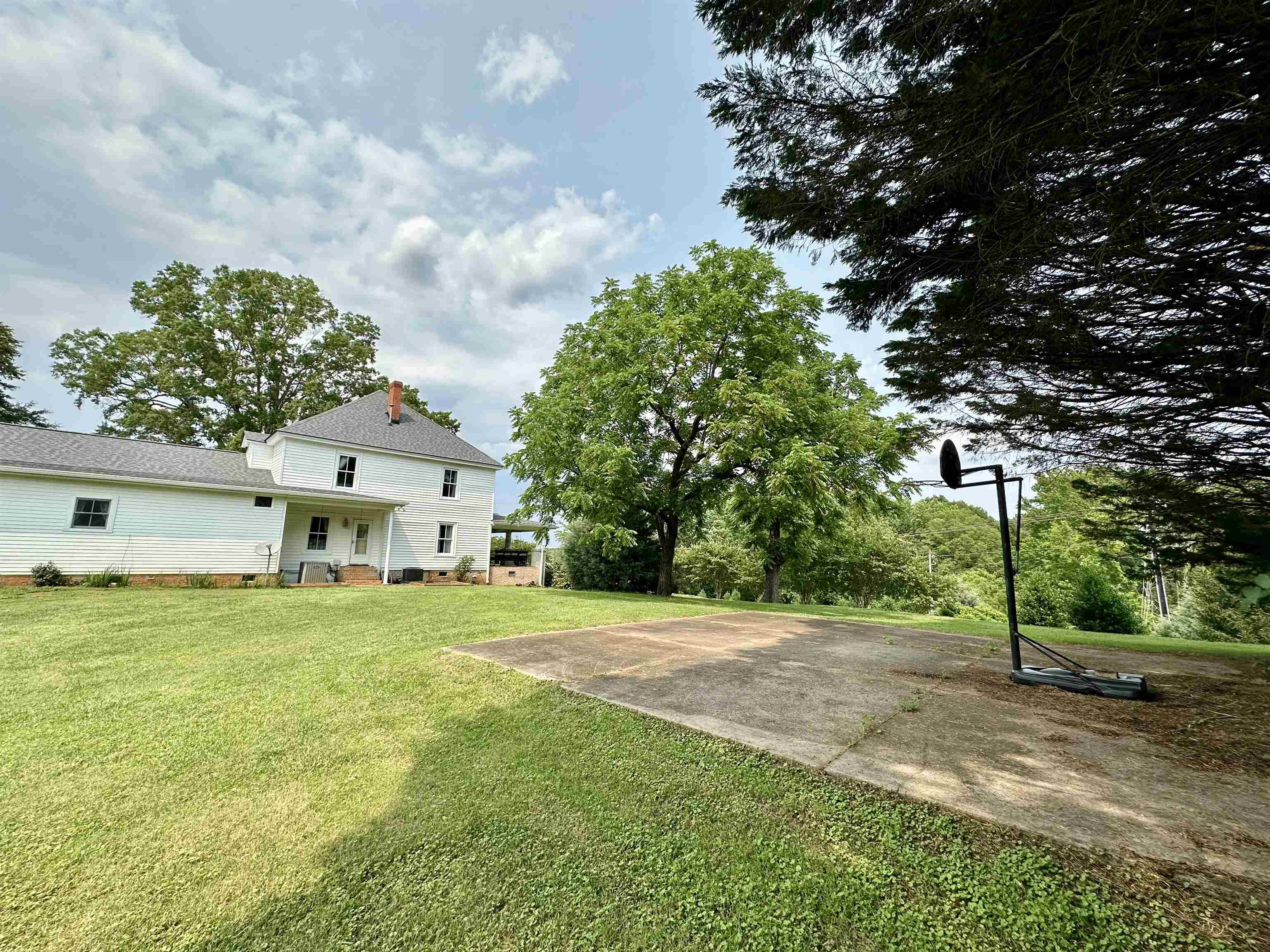 251 West McElhaney Road Taylors, SC 29687 - Photo 44 of 50