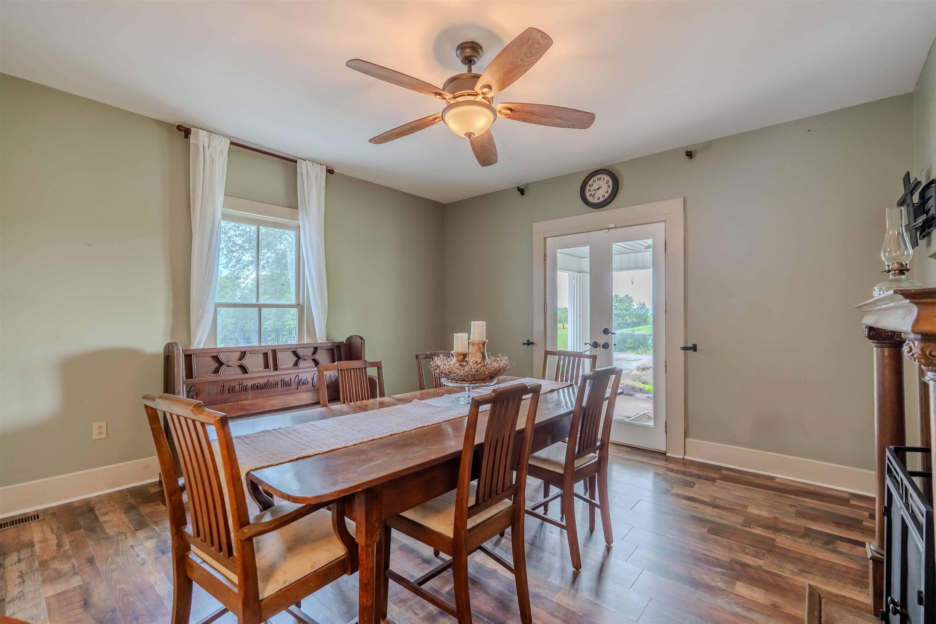 251 West McElhaney Road Taylors, SC 29687 - Photo 9 of 50