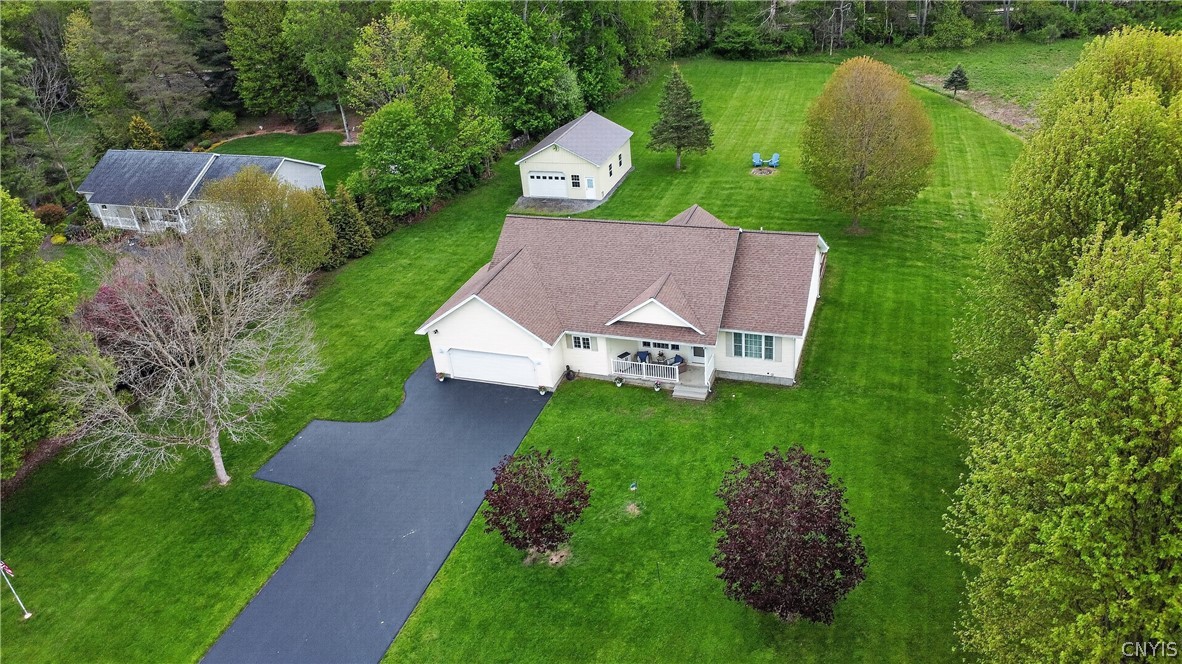 7338 Railroad Street Marcy, NY 13469 - Photo 5 of 41