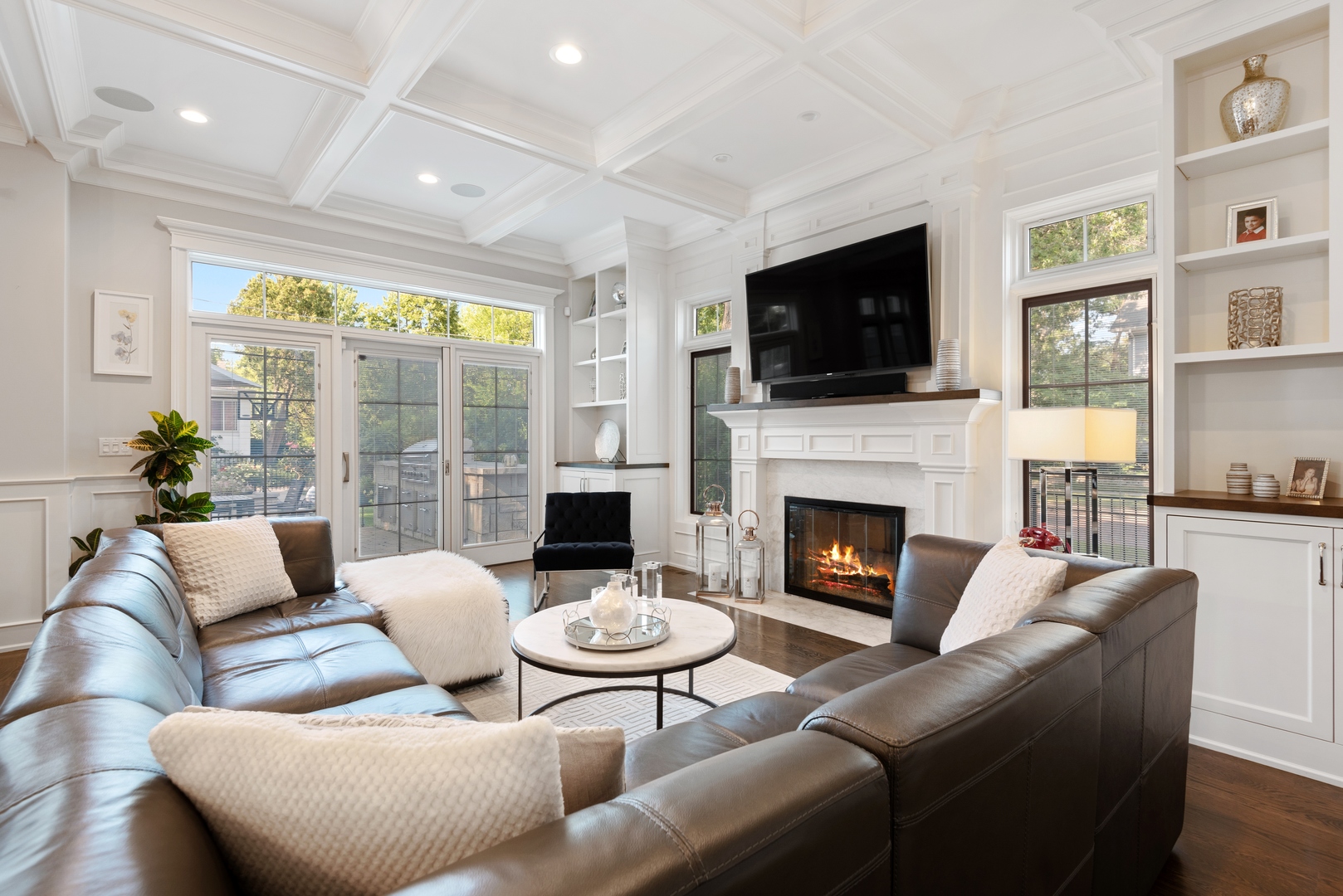 Undisclosed Address Wilmette, IL 60091 - Photo 20 of 66 a living room with furniture fireplace and flat screen tv