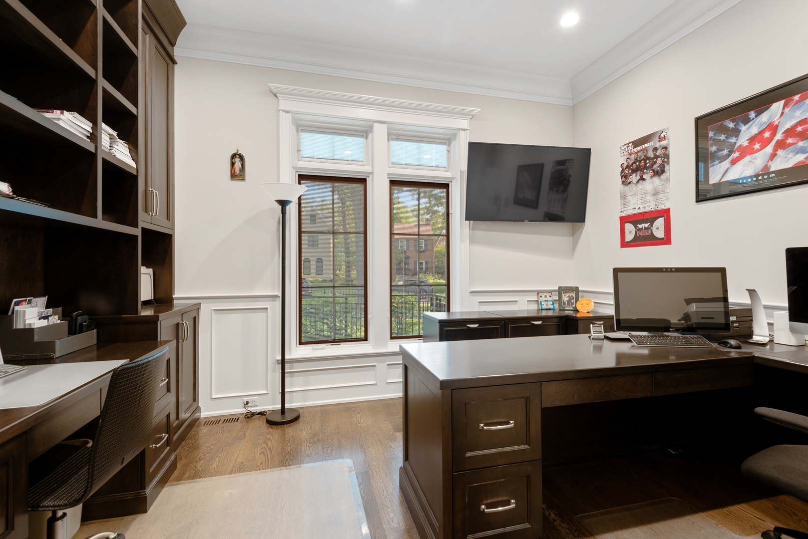 Undisclosed Address Wilmette, IL 60091 - Photo 23 of 66 a kitchen with a sink stove and microwave