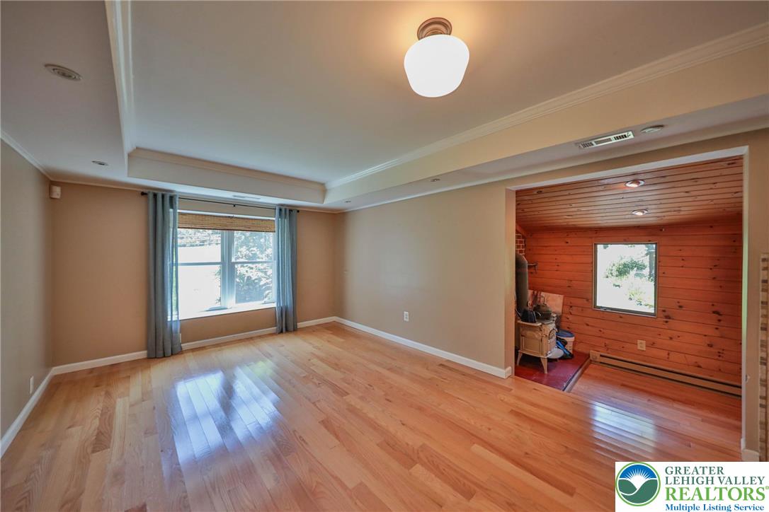 1709 Reading Drive Bethlehem, PA 18015 - Photo 11 of 91