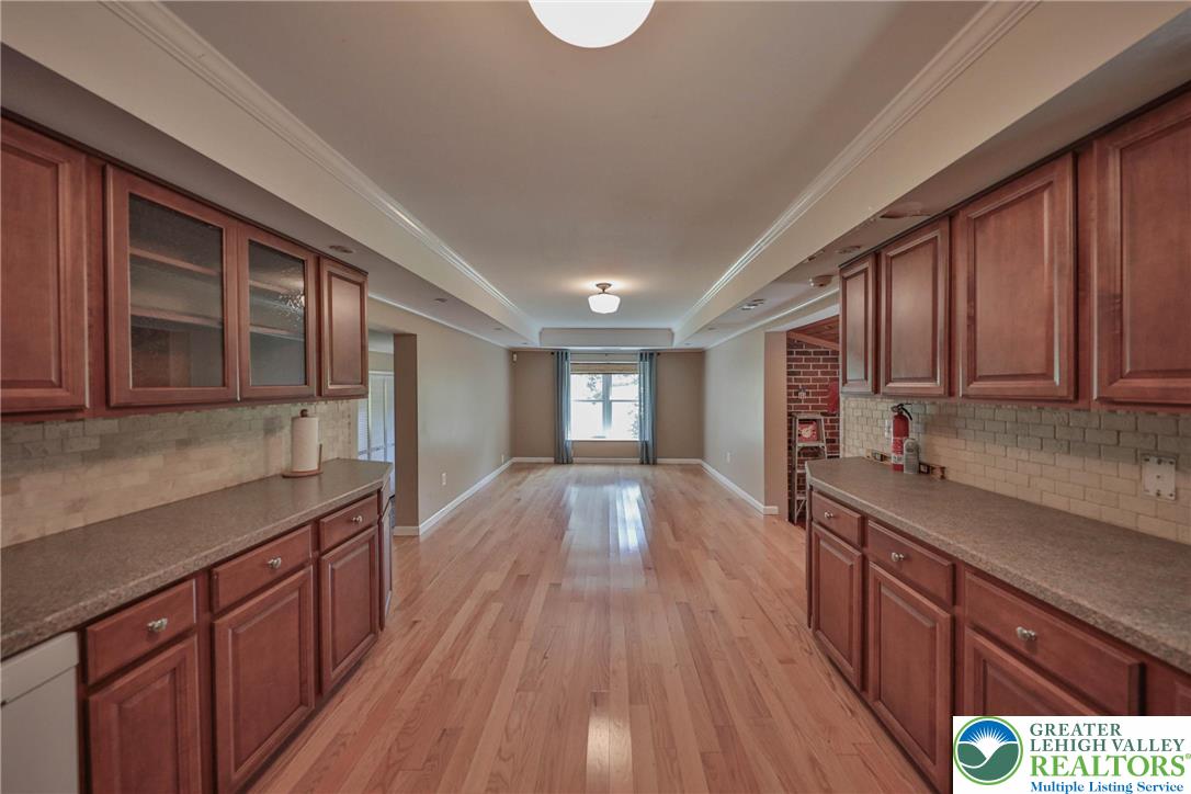 1709 Reading Drive Bethlehem, PA 18015 - Photo 16 of 91