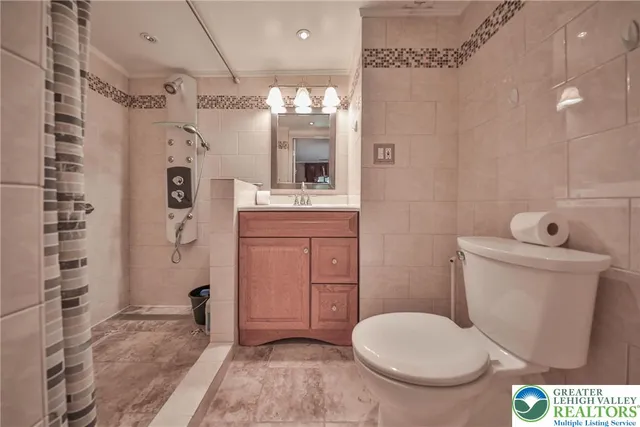 $410,000 | 1709 Reading Drive, Bethlehem, PA 18015