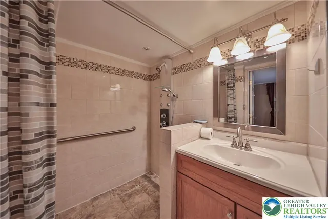 $410,000 | 1709 Reading Drive, Bethlehem, PA 18015