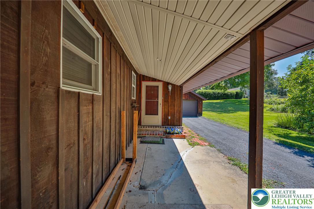 1709 Reading Drive Bethlehem, PA 18015 - Photo 6 of 91