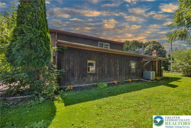 $410,000 | 1709 Reading Drive, Bethlehem, PA 18015