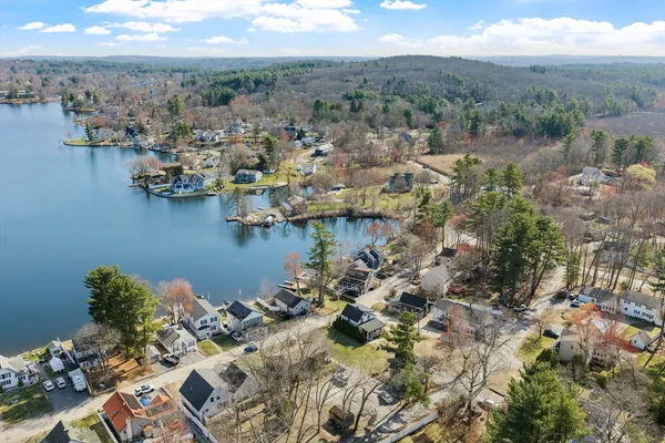$399,900 | 12 Bowers Avenue, Tyngsborough, MA 01879