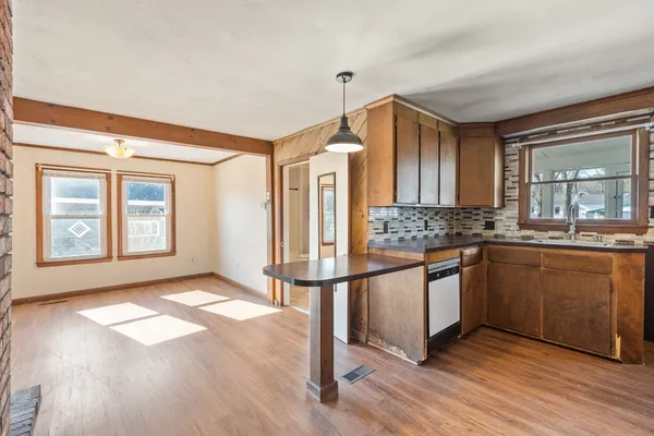 $399,900 | 12 Bowers Avenue, Tyngsborough, MA 01879