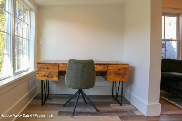 $3,495 | 18 Rock City Road, Unit B, Woodstock, NY 12498