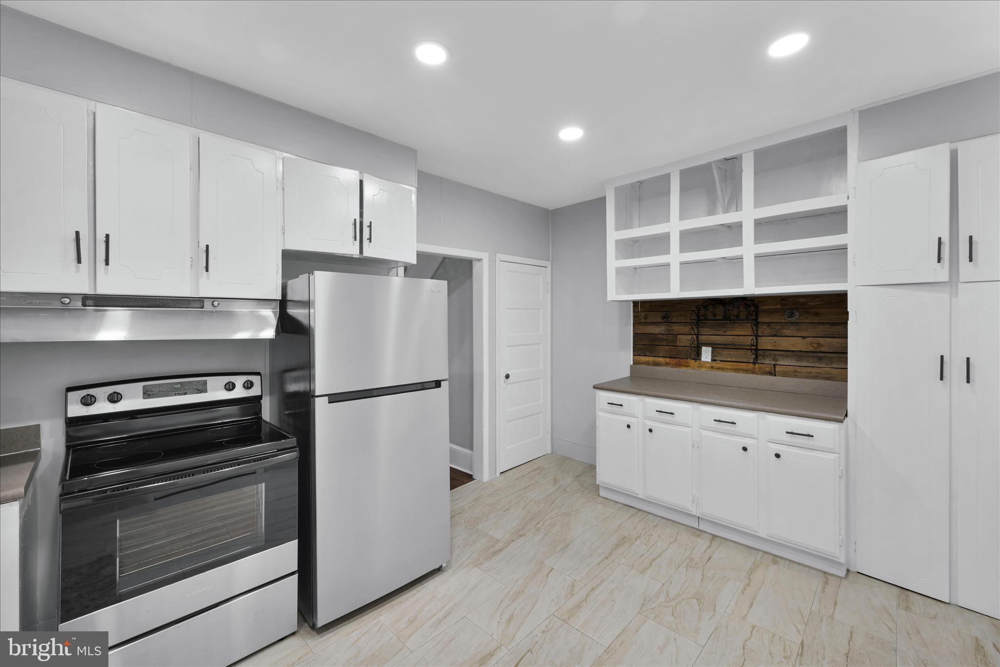 320 Spring Garden Street Pottsville, PA 17901 - Photo 13 of 28 Kitchen