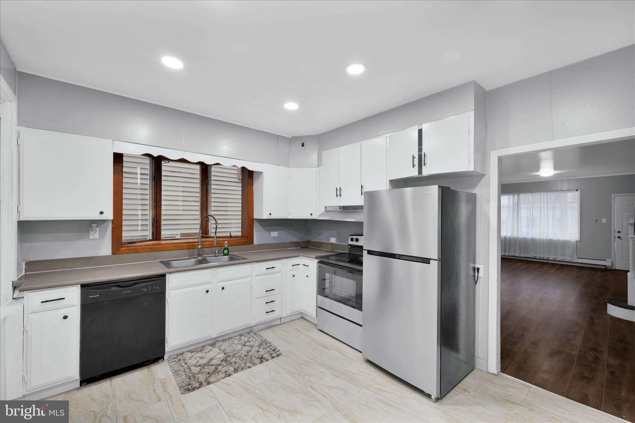 320 Spring Garden Street Pottsville, PA 17901 - Photo 14 of 28 Kitchen