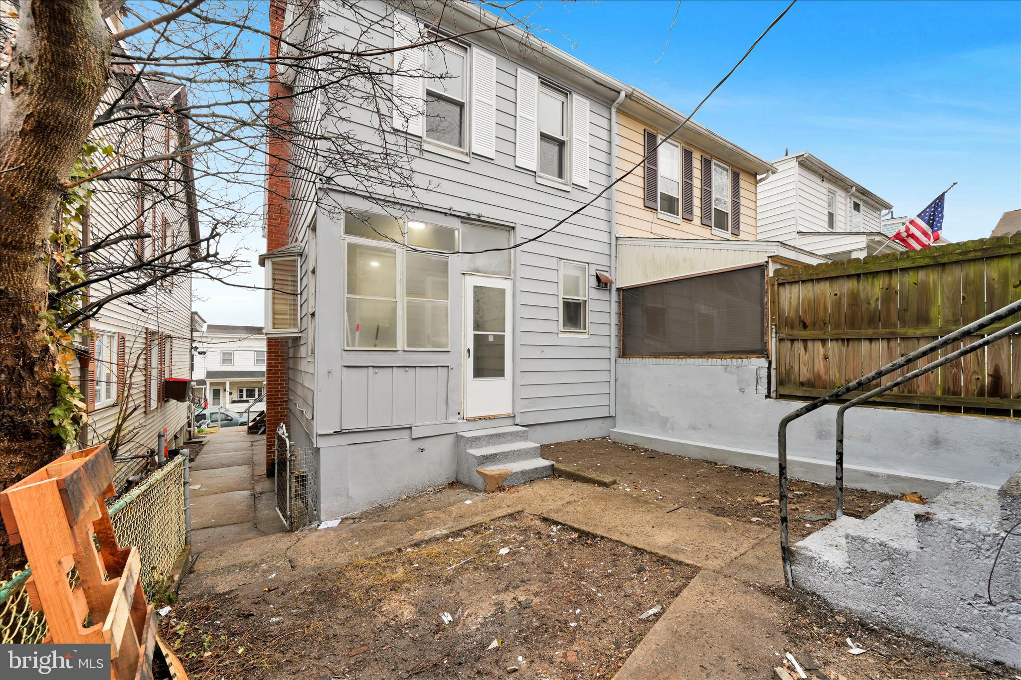 320 Spring Garden Street Pottsville, PA 17901 - Photo 27 of 28 Exterior Back