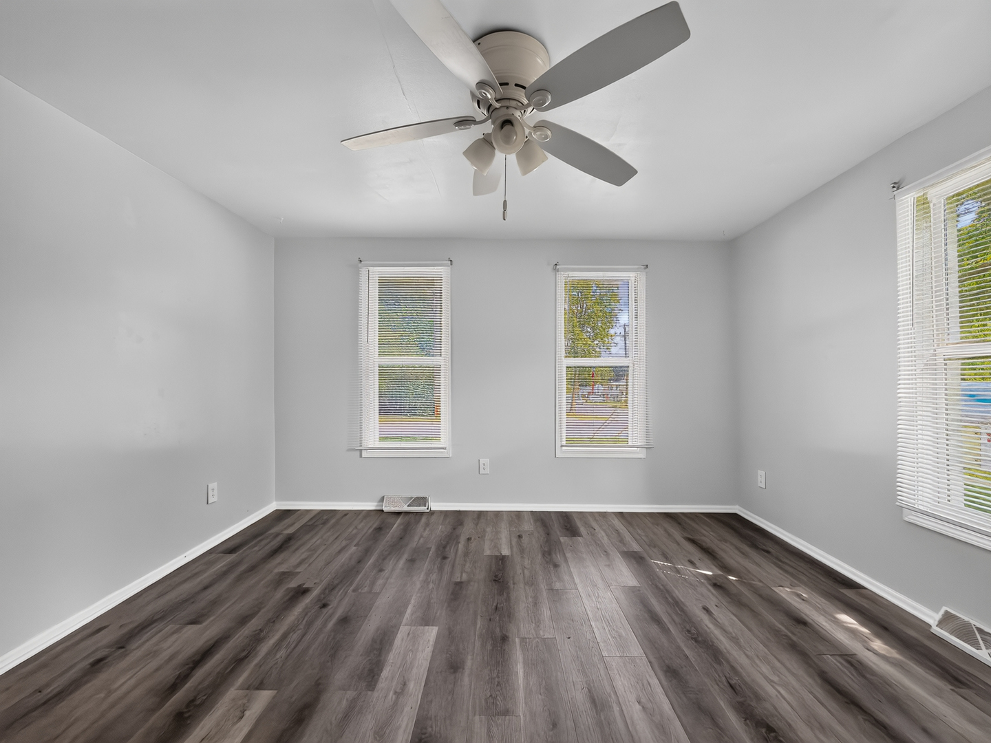 529 Locust Street Sycamore, IL 60178 - Photo 11 of 25 Gallery Image 11